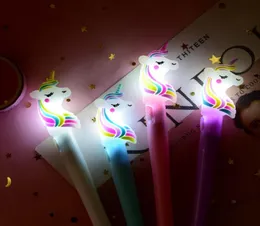 ins Kids Unicorn Light Toys 빛나는 가벼운 펜 글로우 어두운 젤 펜 아기 소년 소녀 유니콘 빛나는 장난감 아이 샤인 장난감 a81415522255