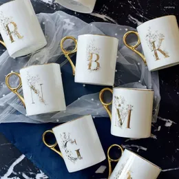 Muggar x l d f A Limited Words Ceramics With Scoop Coffee Mug Milk Tea Office Cups Drinkware Gåvan till vänner och familj