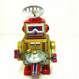 Funny Classic Collection RETRO Clockwork Wind Up Metal Walking Tin Band Play Gong Drum Robot Rich Regide Toy Kids Gift 240401