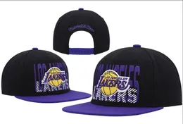 American Basketball "Lakers" Snapback Hats Teams Finals de designers de luxo Campeões Locker Room Casquette Sports Hat Strapback Snap Back Ajusta Cap A2