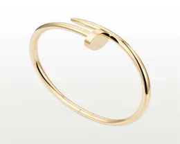 Bracelets de charme Designer de pulseira de unhas Jóias de luxo para mulheres Bangle Titanium Steel Ligado Processo Goldplated Never Fade Not All4847076