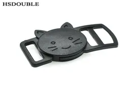 50PCSLOT 38QUOT10MMプラスチック製の湾曲したCathead Safty Breakaway Black Cat Collar Paracord Webbing Apparel Accessories3088010