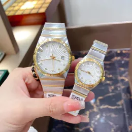 Coppia di lussuosi uomini donne guardano il designer di marca top uomo di moda uomo diamanti orologi di alta qualità in acciaio inossidabile orologi da polso per il regalo di Natale di compleanno da donna