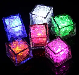 LED Glowing Light Up Ice Muber långsamt blinkande färgbyte koppljus utan switch bröllop fest halloween dekoration5142348
