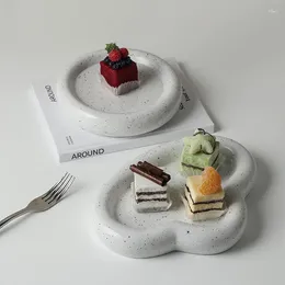 Пластины Ins Nordic Style Creative Cloud Tray Dessertop Dessert Cake Plate Steak Salad Ceramic Heart Fruit