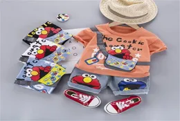 Sommarbarn ut kläder baby pojke tecknad oneck t shirt denim shorts 2pcssets spädbarn outfit barn mode småbarnsspår 223523095