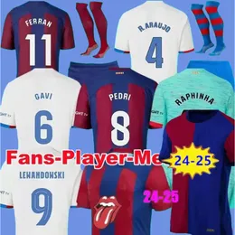 2024 2025 Camisetas De Futbol Formaları Raphinha Lewandowski Pedri Gavi 23 24 25 FC Ansu Fati Ferran Dest Futbol Gömlek Erkek Kit Kids ekipmanları