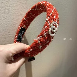 Barrette per capelli francesi clips ciotoli per capelli primaverili per capelli per capelli coati di viaggio versatile band da viaggio versatili band romantico per capelli principesse amanti della famiglia Giftsfs5