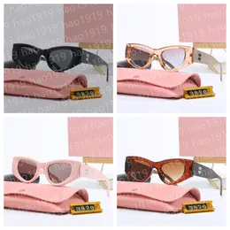 Designer Sonnenbrille Herren Outdoor Shades Mode klassische Lady Sonnenbrille für Frauen Luxus Brille Mix Farbe Optional Dreiecks Signature Gafas Para El Sol de Mujer
