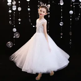Kız Elbise Kız Elbise 2024 Bahar Batı Stil Çiçek Boy Beyaz Peri Host Walk Show Doğum Günü Piyano Performans