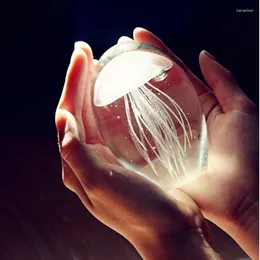 Dekorativa figurer Fantastiska 3D -färgglada Crystal Glass Jellyfish Model Paperweight Home Decoration Accessories Handgjorda ornament