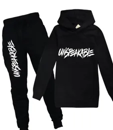 Kleinkindjungen Kapuze -Sweatshirt und Schweißhosen Kinder Jogger Sets Tracksuits Black Rose Girls Hoodies Suits5711409