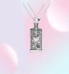 Movie Doctor Who TARDIS Phone Booth Necklaces Vine Silver Couple Splice Love Heart Pendant Necklaces For Women Jewelry Crafts Accessories2450404