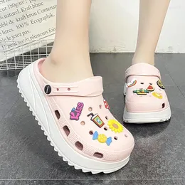 Casual Shoes Sandalias Mujer Verano 2024 Cute Cartoon Women Sandals Chunky Platform Garden Shoe Outdoor Beach Slide Massage Slippers