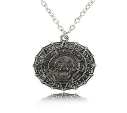 Movie Jewelry Pirates Necklace Vintage Bronze Silver Designer Skull Coin Pendant Necklace Men Gift Souvenirs Party Friendship Gift7475891