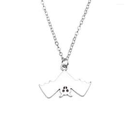 Pendant Necklaces 1pcs Double Sided Upside Down Bat Charms Male Necklace Ornaments Jewelry And Accessories Items Chain Length 43 5cm