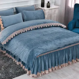 Bedding Sets Rhinestone Velvet Four-Piece Set Coral Flange Bed Sheet Quilt Cover Bedspread Fleece Duvet