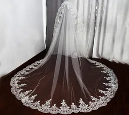 Elegante Spitzenkante eine Schicht weiße Elfenbein Tüll Hochzeitsschleier mit Kamm 22 Meter Brautschleier Brautzubehör3108813