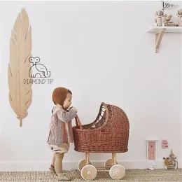 Fotografie Retro Rattan Doll Kinderstill