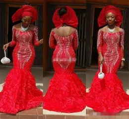 Chic Red Aso Ebi -stil sjöjungfru aftonklänningar 2019 Arabiska av axel lyxiga kristallrufflar tränar formellt plus size Mor D3150072