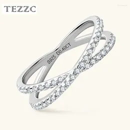 Pierścienie klastra Tezzc D VVS1 Moissanite Pierścień dla kobiet moda i elegancki krzyż 925 Srebrny zespół zaręczynowy Valentine Jewelry Prezent