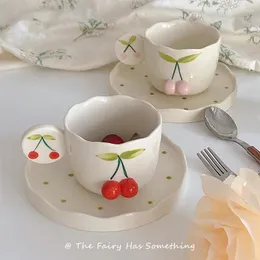 Cups Saucers süße Kollegin Kaffeeaucer Geschenkmuster moderne wiederverwendbare Campingmilch Abendessen Mu Drinkwaren Kubek Taza Küche Vorräte