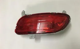 Arka Tampon Sis Lambası Fener Reflektörü Mazda için Işık Muhafazası 5 2008 Yıl Model OEMCD8551660CD85516503254039