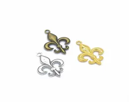 200pcslot Fleur de lis Charms Anhänger antike Silber Antike Bronze Goldfarben 2920 mm Gut für Craft3612789