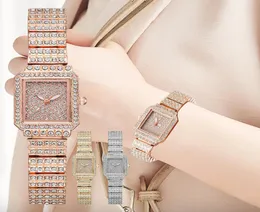 Casual Eleganckie damskie zegarki przybysze duże paski złota i sliver Projektanci mody obserwują koreański zestaw z Diamond Squar5307575