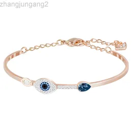 Designer Swarovskis Jewelry Expert Shijia Devils Eye Blue Eye Tear Bracelet Made of Rose Gold Devils Eye