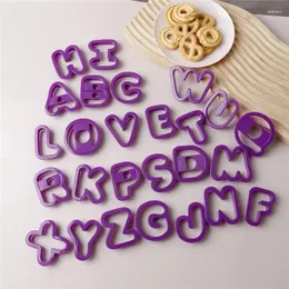 Stampi da forno 26 pezzi/lettera set taglieri di biscotti stampi in plastica 3d biscuit fondente fondente francobolli decorazioni per torta di compleanno fai -da -te