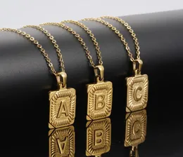 316L Aço inoxidável Homens Mulheres 26 Letras maiúsculas colar de pendente 18K Gold Little Retângulo Jóias de Jóias de Jóias Casais Deckla7307085