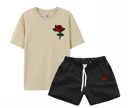 Sports kostym Mens Summer Trend Kort ärm Ruffled och stilig avslappnad Twopiece Set av trendiga shorts för koagel 240411