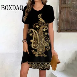 Vestidos casuais Gold Paisley Flower Print Dress Women Stylenic Stynic Manga curta Summer Summer Retro Fashion Pullover LOW Mini 2024