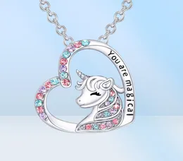 Unicorn Pendant Halsband Söt Lucky Heart Crystal Birthstone Horse Halsband Du är magiska smycken Födelsedagspresent Girls58589861875715