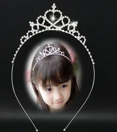 Neue Kinder Kinder Charming Flower Crystal Bridal Tiara Crowns Magnificent Strass Diadem für Prinzessin Party Haarzubehör8063212