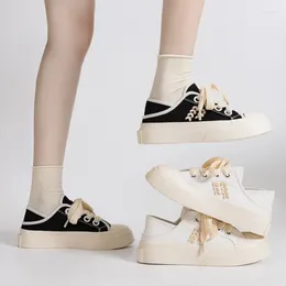 Casual Shoes 2024 Sommer atmungsaktiven Zwei-Wear-Leinwand Frauen-Semi-Trailer All-Match Flat White