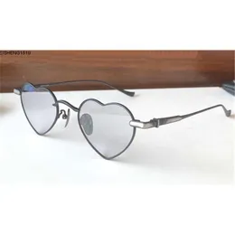 Neue Modedesign Frau Sonnenbrille Retro herzförmiger Metallrahmen Einfacher und beliebter Stil von höchster Qualität Schutzbrille