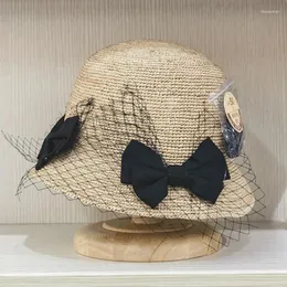 Berets Fashion Handmade Raffia Straw Fisherman Ducket Hat Ladies Bow Knot Mesh Decort