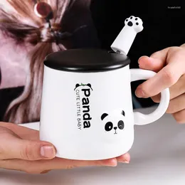 Becher kreativer Cartoon Red Panda Drei-teiliges Set mit Deckellöffel Kaffee Milch Tasse Haushaltskeramikwasser