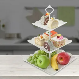 2024 abnehmbarer Kuchenstand Europäischer Stil 3 -Tier -Konditor Cupcake Obstteller, der Desserthalter Hochzeitsfeier Häuser Dekor abnahmbarer Kuchen serviert