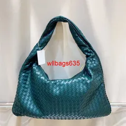 Кожаные сумки Bottegeneta Hop Hop Macks French Highend Woven Bag для женщин 2024 Новая однорумная сумка для подворона.