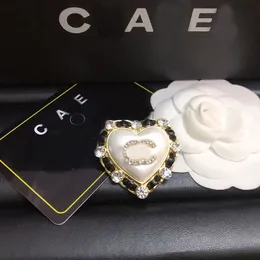 18K золотые броши дизайнерские женские сердечные броши весенние бренды цветочные булавки брошь мода универсальные ювелирные аксессуары свадебная вечеринка подарок