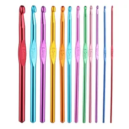 12pcs/lot crochet hook set 2-8 mm 색상의 금속 바늘 인체 공학적 핸들 재봉 편직 후두 바늘 원사 직조 스웨터 DIY 핸드 크래프트 도구 JY1143