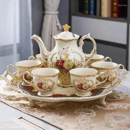 SET DI AFFETTORE IL SET TEA EUROPE SET TEA DI LUSSO CERCHA CERCIONE CAPGINA DEL SERVIMENTO SOGNO SOGGIORI TAZAS DE TE DECORAZIONE DELLA CASA