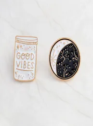 Boas vibrações Pin de esmalte Constellation Day and Night Moon Brooch Button Button Jacket Jacket Colle Clenge Jewelry Gift2064016