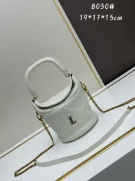 2024新しいGaby Bucket Bag Luxury Designer Wrist Handbag Women Crossbody Bag TOP QUALITY本物のレザースモールフリップバケツバッグレディショルダーバッグミニトートウォレット