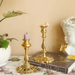 Titulares de vela Retro Bronze Wedding Party Vintage Metal Furniture Home Decoration Villa Luxury Candlestick