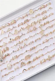 Fashion 100pcs Lot Stars Crown Love Animal Gold Plated Finger Ringe for Women Mix Style Wedding Schmuckparty Geschenke173e286i9875362