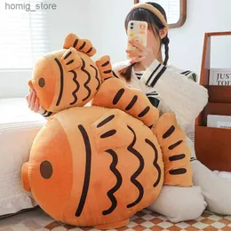 Peluş Bebekler Peluş Düğmesi Kawaii Taiyaki Yastığı Peluş Oyuncak Çocuk Bebek Nap Yastığı Kız Arkadaş Koi Yastığı Hediye Bebeği Y240415